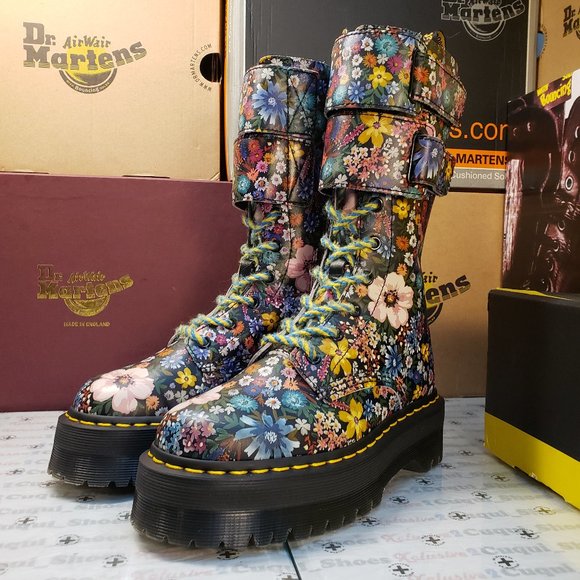 Dr. Martens Shoes - Sold❤Dr. Martens / Jagger Wanderlust (Very RARE)!!